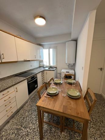 Продажа квартиры на Piso en Maestro Alonso, 6, Carolinas Altas, Alicante / Alacant, Аликанте / Алакант
photo 1