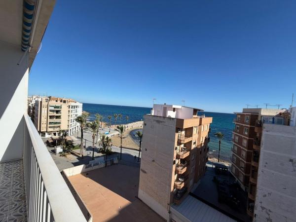 Продажа квартиры на Piso en Calle Ramón y Cajal, 27, Las Piscinas Naturales, Torrevieja, Торревьеха
photo 1