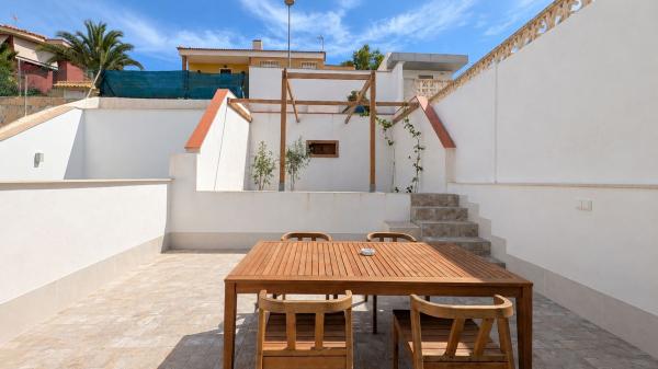 Chalet adosado en Calle las Rosas, 15, Los Balcones - Los Altos del Edén, Torrevieja photo 1