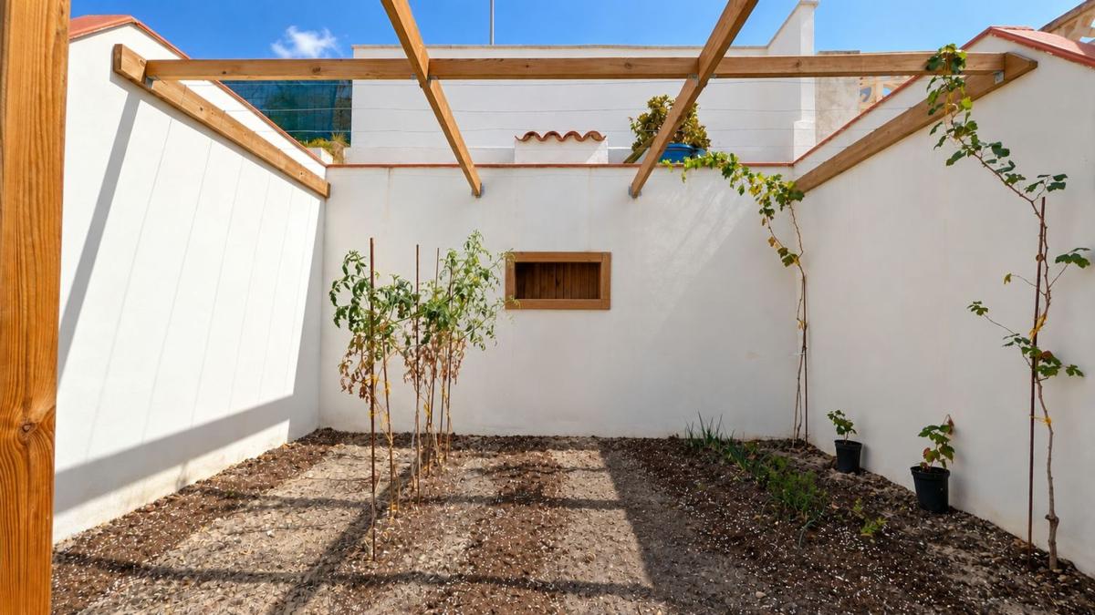 Properties for sale and rent in Spain photo 2
