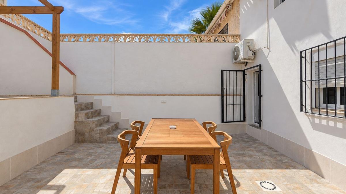 Properties for sale and rent in Spain photo 5