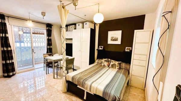 Studio for sale on Estudio en Calle la Calera, 12, Antonio Machado, Torrevieja, Torrevieja thumbnail 2