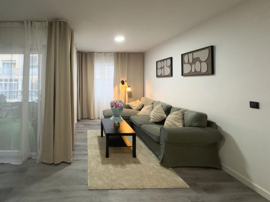 Venta de piso en Piso en Avenida Habaneras - Curva de Palangre, Torrevieja, Torrevieja
photo 1