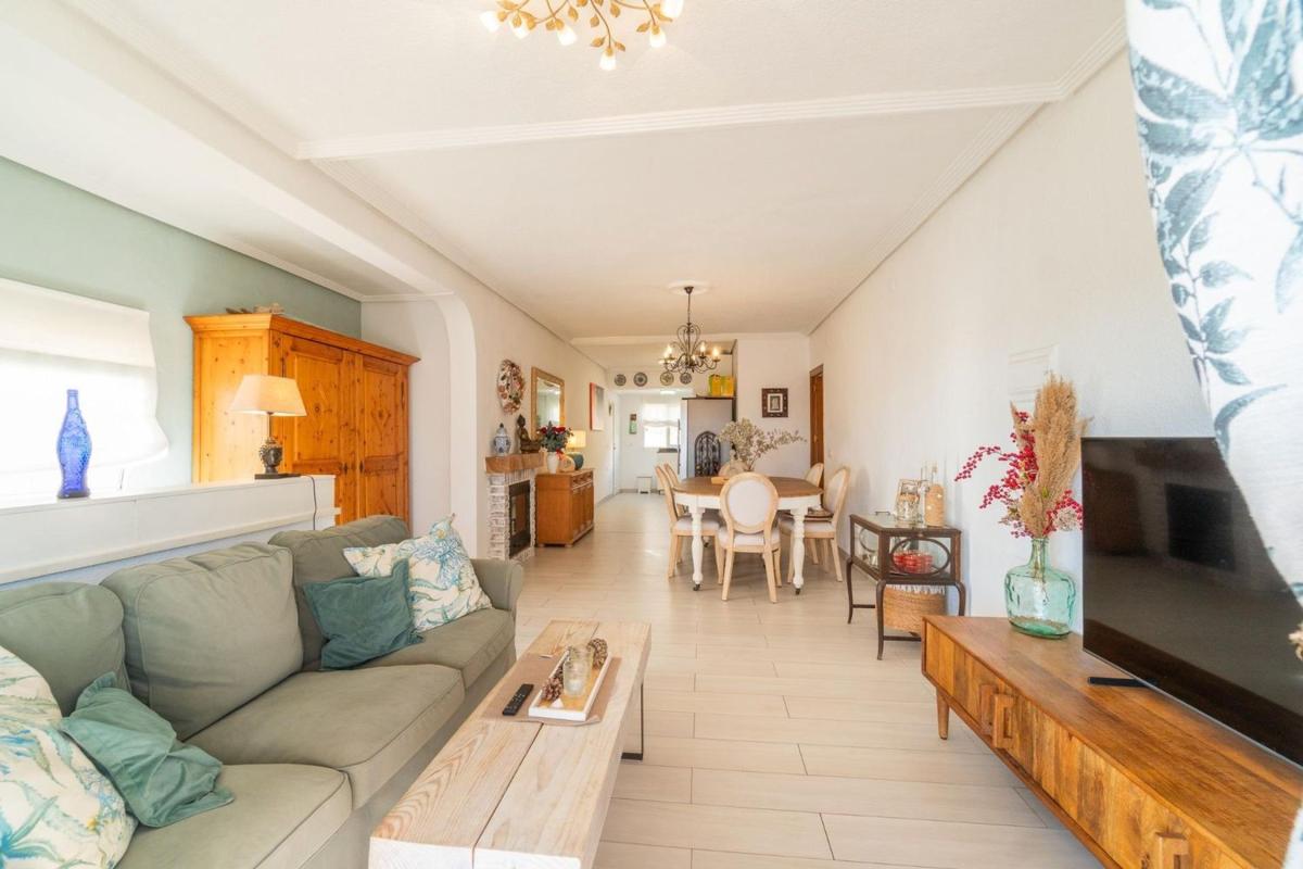 Properties for sale and rent in Spain photo 1