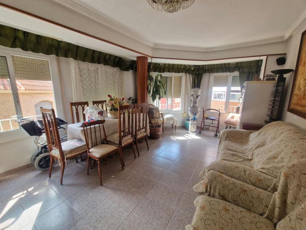 Sale of apartment in Piso en Centro, Elche / Elx, Elche / Elx
photo 1