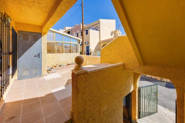 Chalet adosado en San Fulgencio thumbnail 3