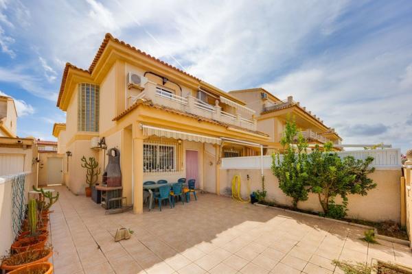 Chalet adosado en Calle Mar Adriático s/n, Torre de la Horadada, Pilar de la Horadada photo 1