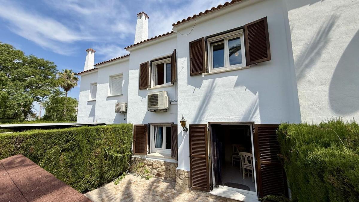 Properties for sale and rent in Spain photo 3