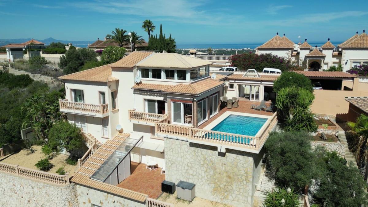 Sale of independent chalet in Casa o chalet en La Pedrera-Vessanes, Denia, Denia
 photo 3