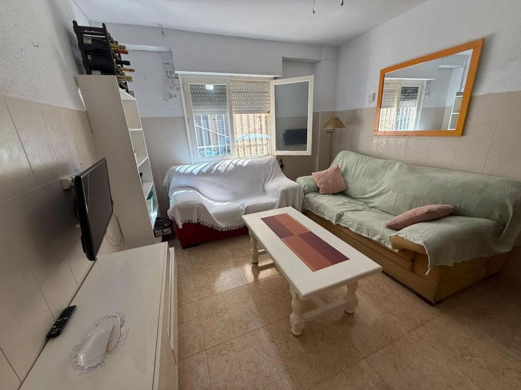 Продажа квартиры на Piso en Calle Villena, Tamarit - Playa Lissa, Santa Pola, Санта Пола
photo 2