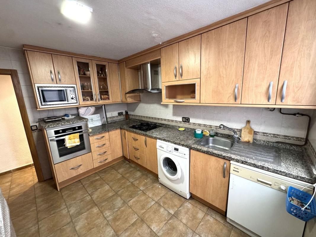 Продажа квартиры на Piso en Centro Urbano, Benidorm, Бенидорм
photo 1