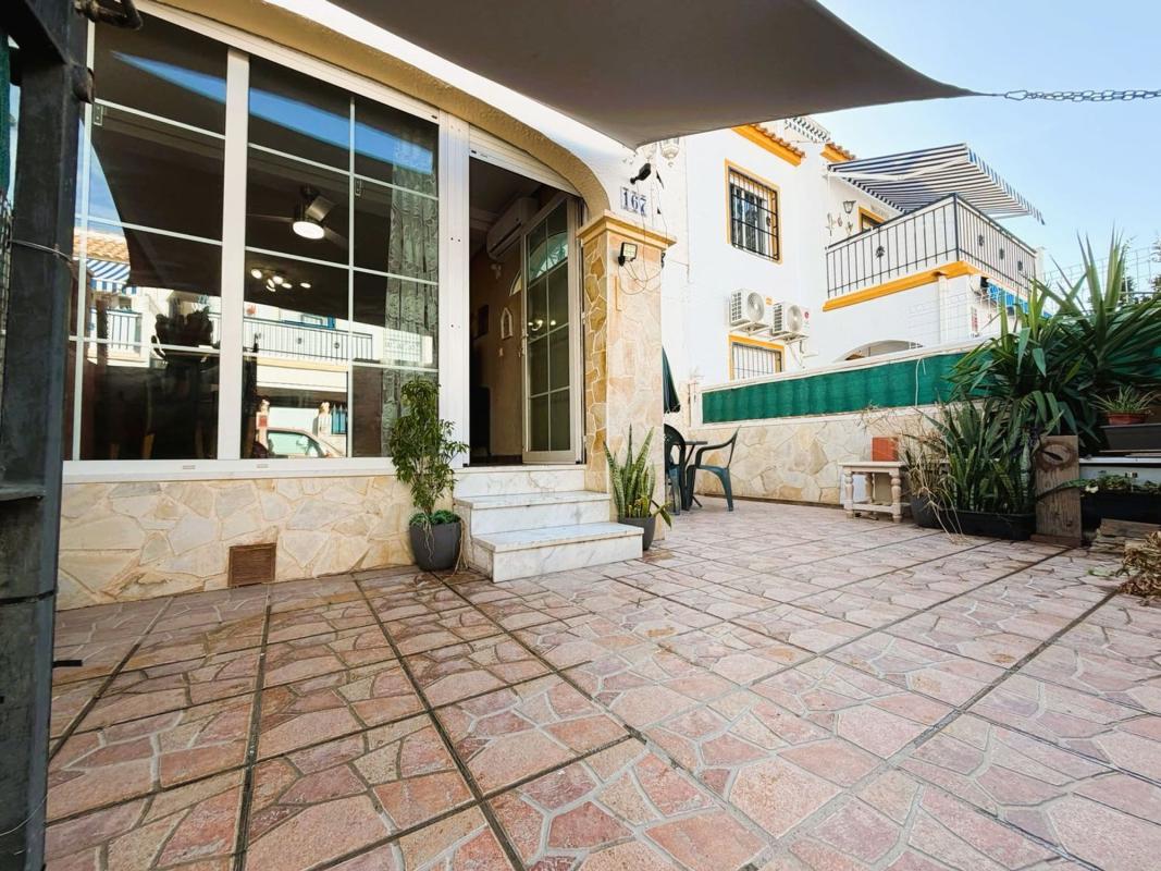 Продажа квартиры на Piso en Calle Carmen, La Siesta - El Salado - Torreta, Torrevieja, Торревьеха
 photo 2