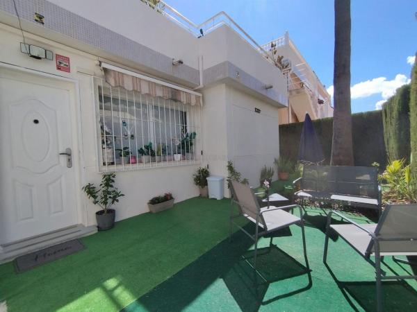 Casa o chalet independiente en Urbanización los Altos, Los Balcones - Los Altos del Edén, Torrevieja thumbnail 2