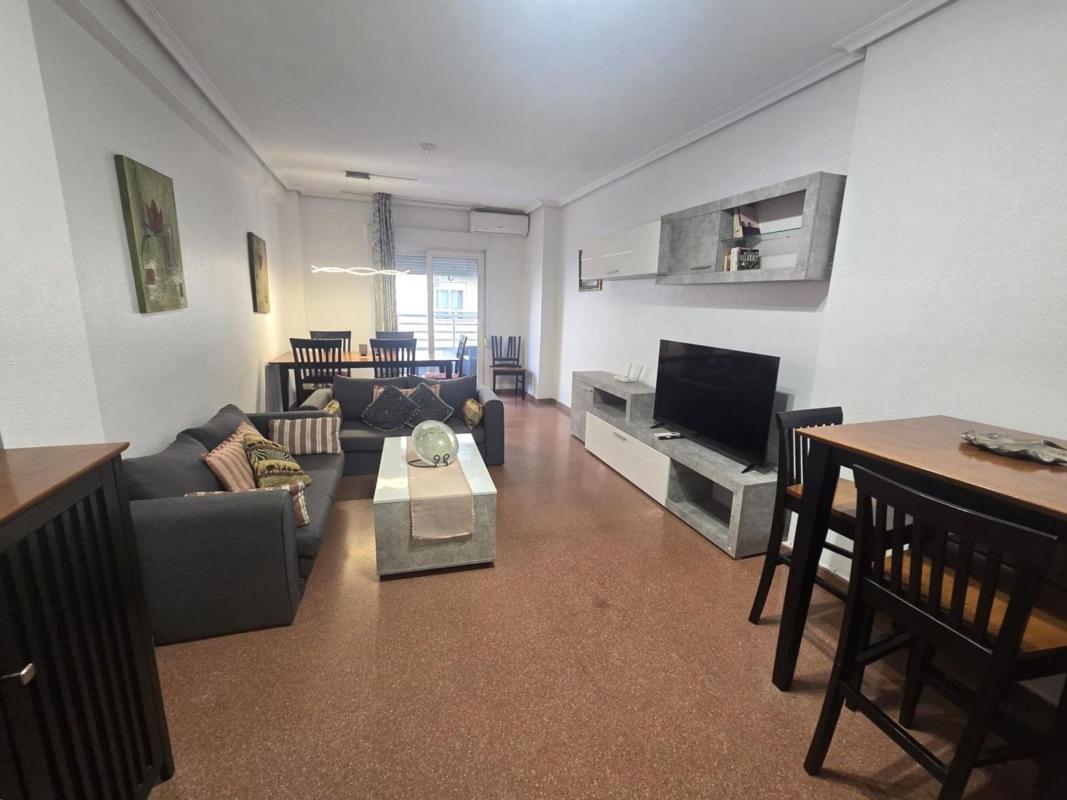 Sale of apartment in Piso en Las Piscinas Naturales, Torrevieja, Torrevieja
photo 2