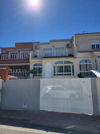 Chalet adosado en Avenida de las Urracas, 150, La Siesta - El Salado - Torreta, Torrevieja photo 1