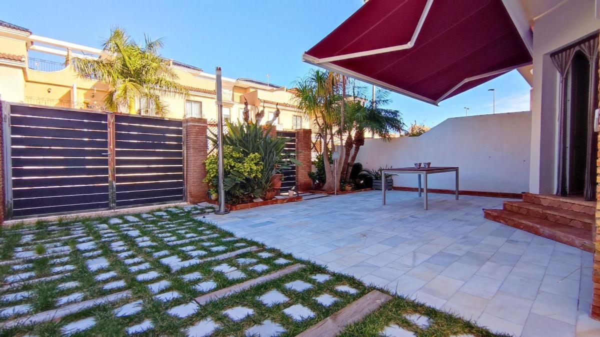 Properties for sale and rent in Spain photo 2