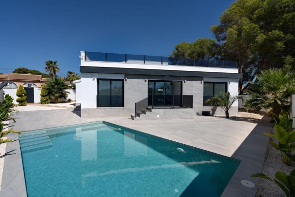 Casa o chalet independiente en Avenida de La Costa Azul, Centro de la Ciudad Quesada, Rojales photo 1