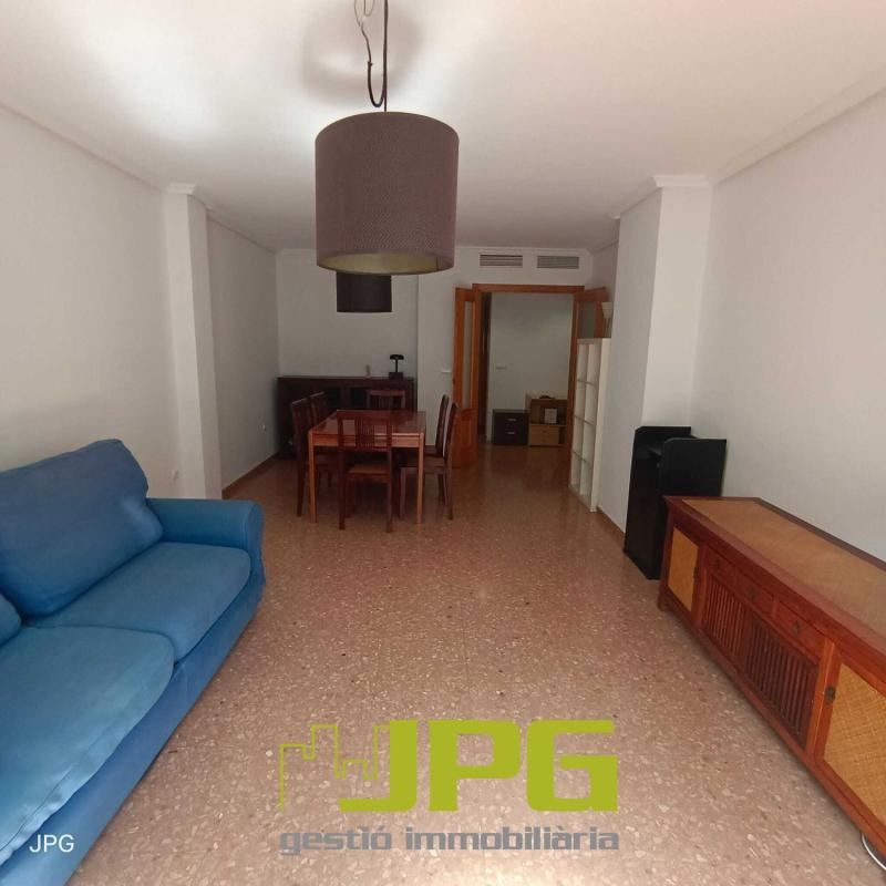 Продажа квартиры на Piso en Centro, San Juan de Alicante, Сан-Хуан-де-Аликанте
photo 4