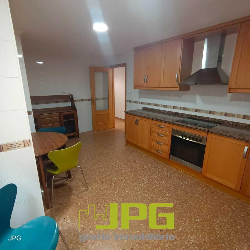 Продажа квартиры на Piso en Centro, San Juan de Alicante, Сан-Хуан-де-Аликанте
photo 5
