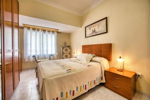 Sale of flat in Piso en Calle Arturo, La Florida, Alicante / Alacant, Alicante
thumbnail 3