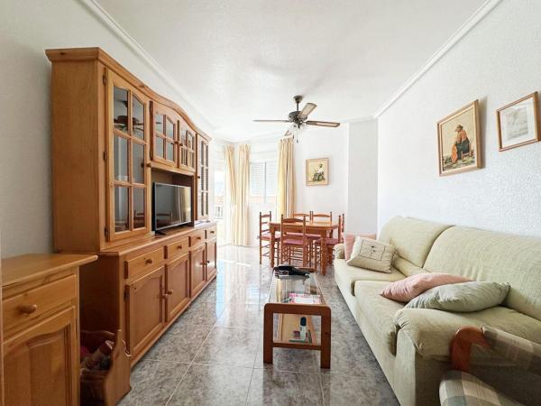 Venta de piso en Piso en Calle Virgen del Mar, Nueva Torrevieja, Torrevieja, Torrevieja
thumbnail 3