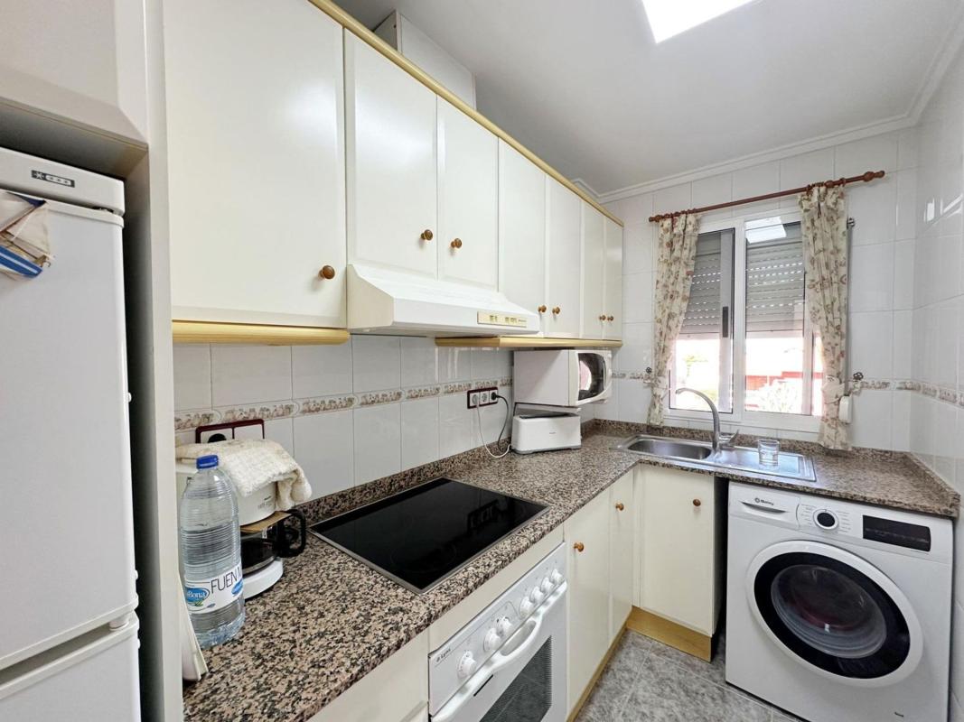 Venta de piso en Piso en Calle Virgen del Mar, Nueva Torrevieja, Torrevieja, Torrevieja
photo 4