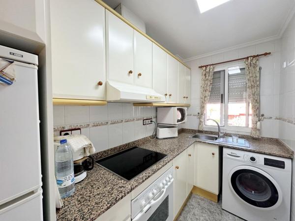 Venta de piso en Piso en Calle Virgen del Mar, Nueva Torrevieja, Torrevieja, Torrevieja
 photo 4