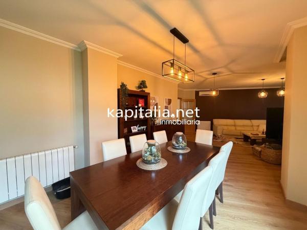 Продажа квартиры на Piso en Barri Eixample, Alcoy / Alcoi, Алкой
 photo 4