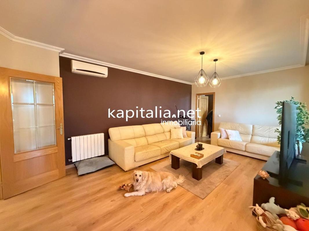 Продажа квартиры на Piso en Barri Eixample, Alcoy / Alcoi, Алкой
 photo 5