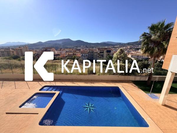 Sale of flat in Piso en Barri Eixample, Alcoy / Alcoi, Alcoy
photo 1
