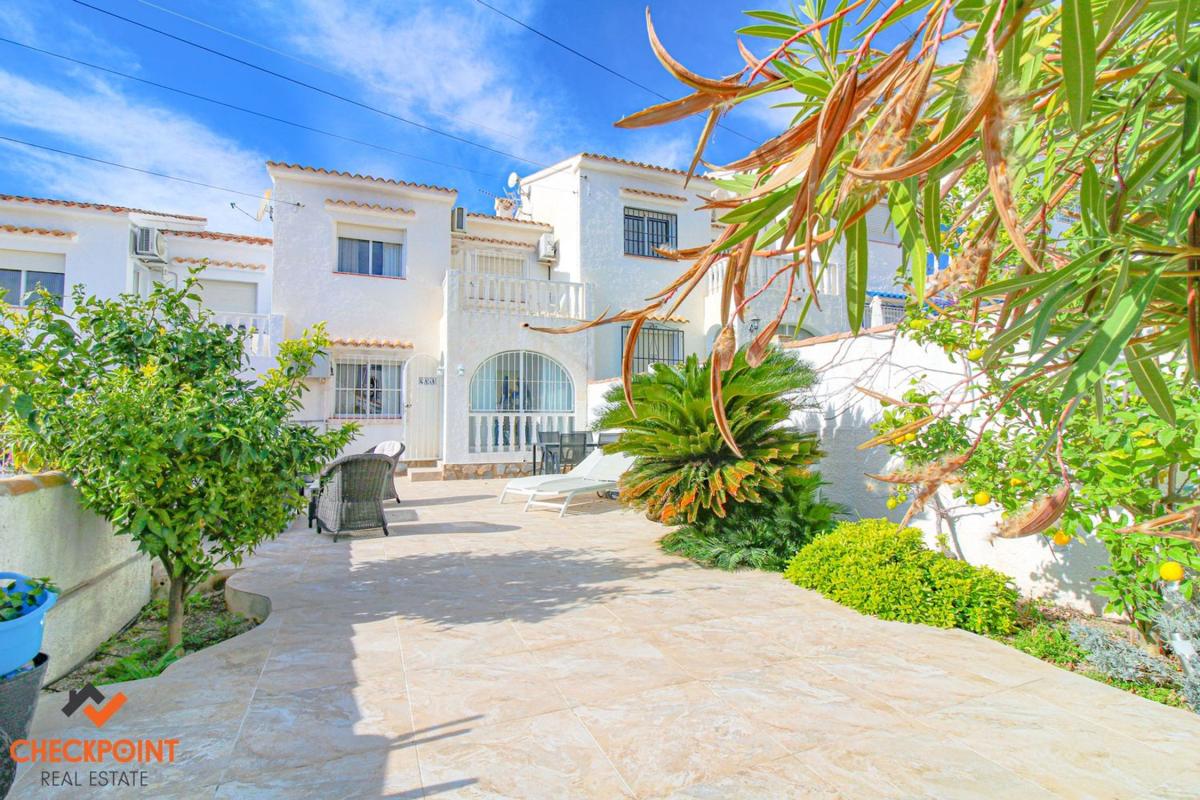 Properties for sale and rent in Spain photo 2