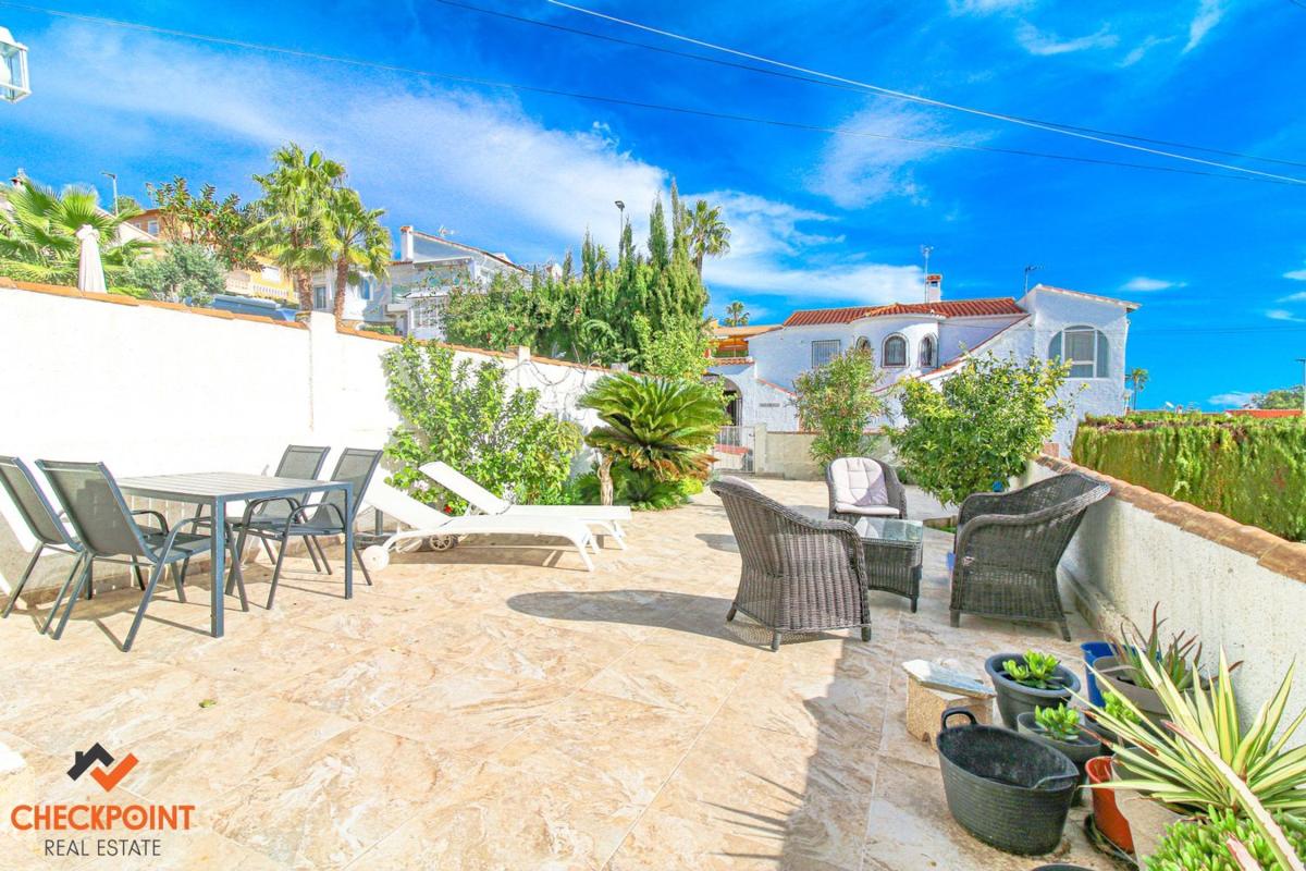 Properties for sale and rent in Spain photo 4