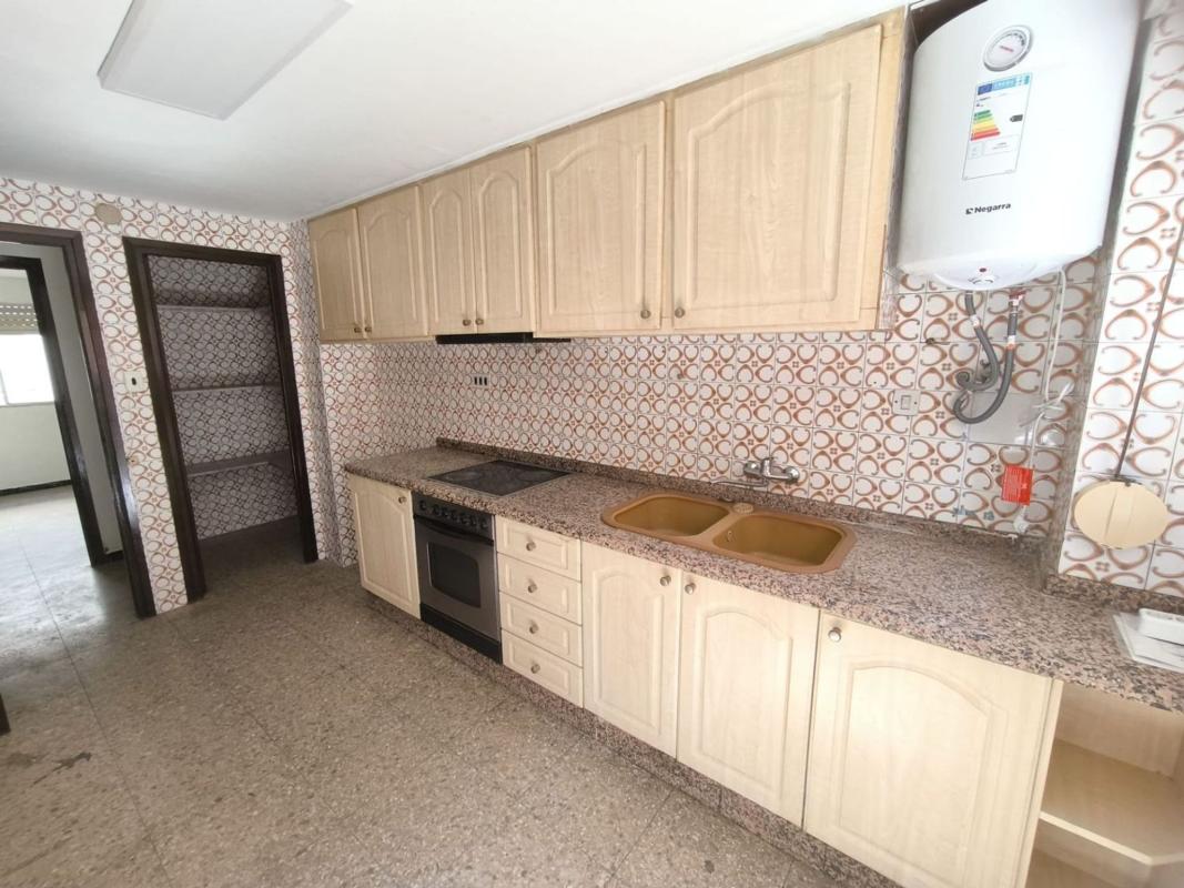 Продажа квартиры на Piso en Barri Zona Nord, Alcoy / Alcoi, Алкой
photo 2