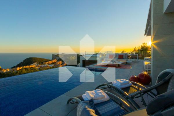 Independent chalet for sale in Casa o chalet en Cumbre del Sol, Benitachell, Benitachell
 photo 4