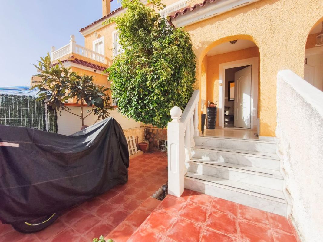 Продажа дуплекса на Dúplex en Calle Garcilaso de la Vega, Monforte del Cid, Монфорте-дель-Сид photo 4