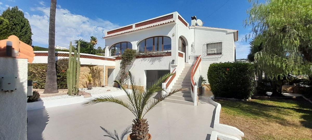 Properties for sale and rent in Spain photo 1
