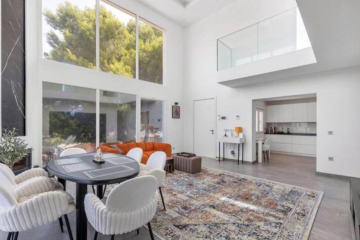 Properties for sale and rent in Spain photo 1