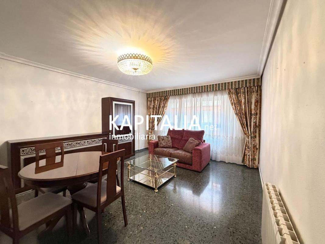Sale of apartment in Piso en Barri Eixample, Alcoy / Alcoi, Alcoy
photo 3