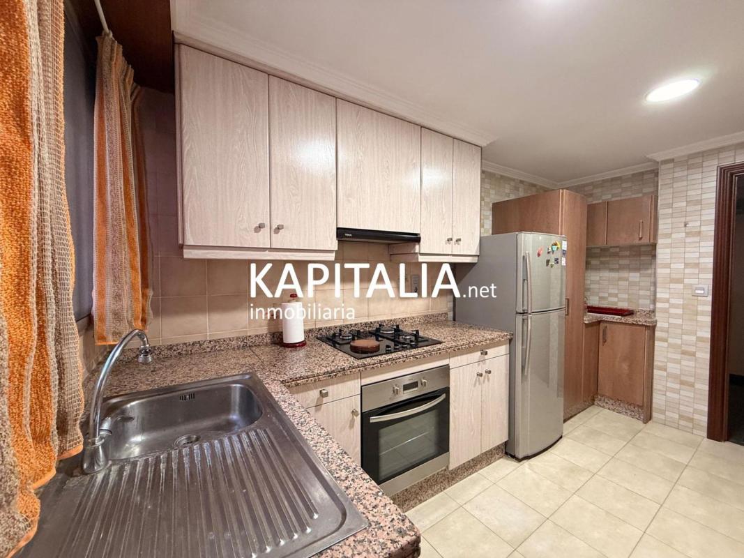 Sale of apartment in Piso en Barri Eixample, Alcoy / Alcoi, Alcoy
photo 4