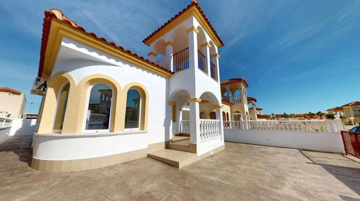 Propiedades en venta y alquiler en España photo 1