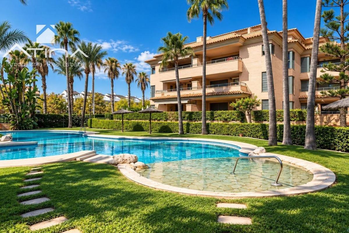 Sale of apartment in Piso en Calle Florencia, Montañar, Jávea/Xàbia, Jávea/Xàbia
photo 1
