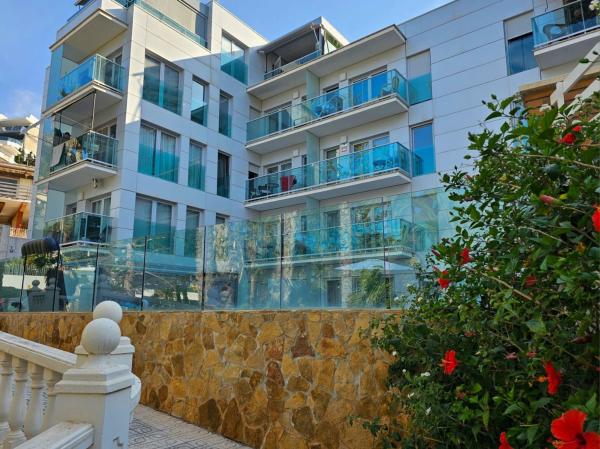 Sprzedaż mieszkania w Piso en Calle la Cala, 2, Playa de Poniente, Benidorm, Benidorm
photo 1