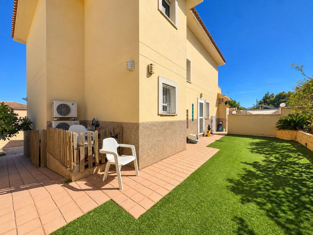Propiedades en venta y alquiler en España photo 2