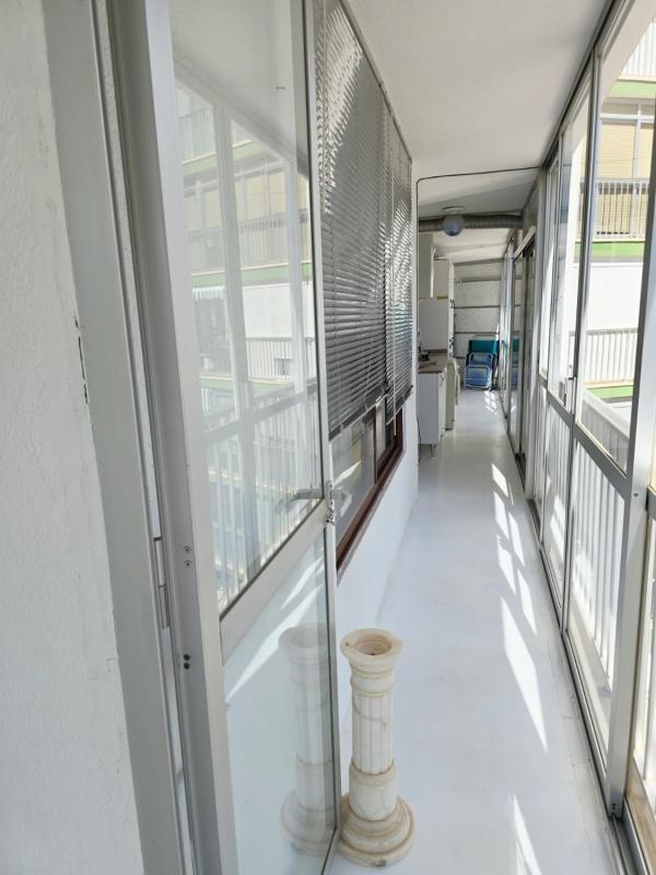 Продажа квартиры на Piso en Avenida Emilio Ortuño, Playa de Levante, Benidorm, Бенидорм
photo 4