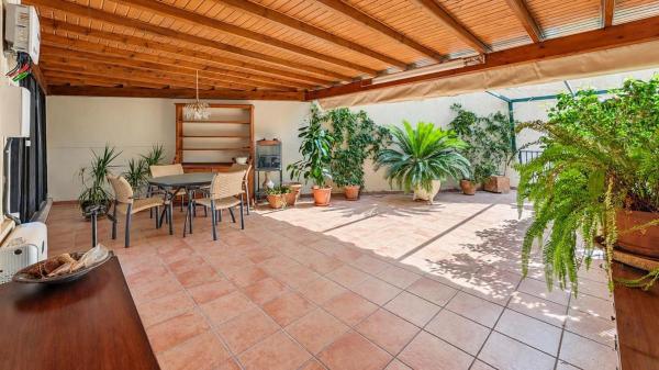 Chalet pareado en Calle Juan Sebastián Elcano, Calas de Santiago Bernabeu, Santa Pola photo 4