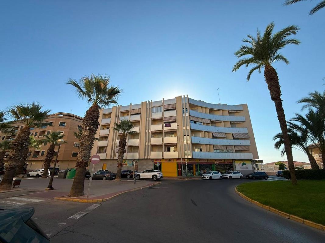 Продажа квартиры на Piso en Calle Mèxic, 2, Guardamar Playa, Guardamar del Segura, Гуардамар-дель-Сегура
photo 1