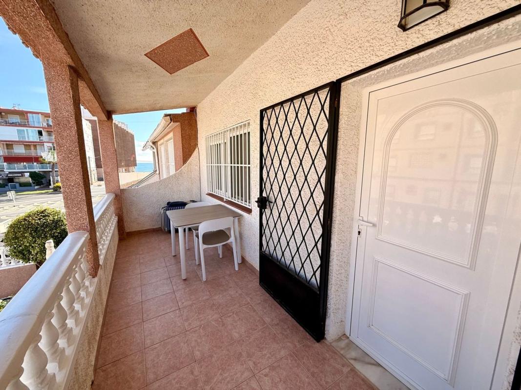 Sprzedaż niezależnego domku jednorodzinnego w  Casa o chalet en Playa de los Náufragos, Torrevieja, Torrevieja photo 3