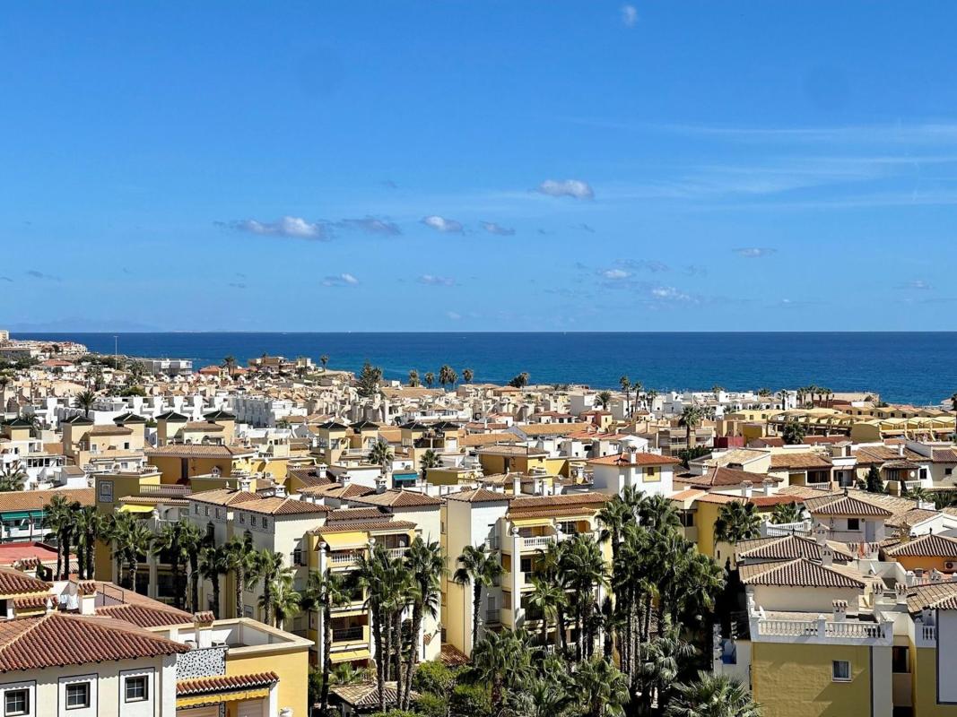 Venta de piso en Piso en Zona los Frutales, Torrevieja, Torrevieja
photo 1
