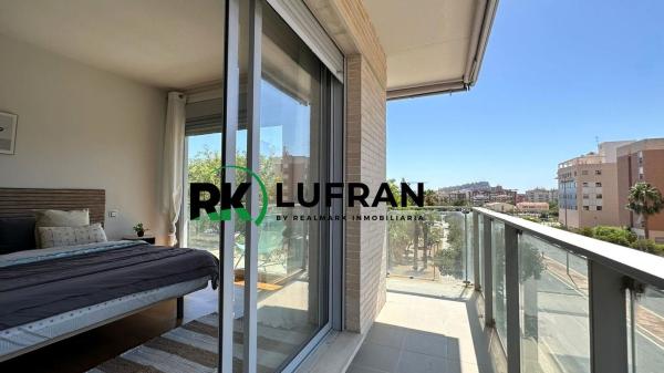 Sale of flat in Piso en Garbinet - Parque de las Avenidas, Alicante / Alacant, Alicante
photo 1