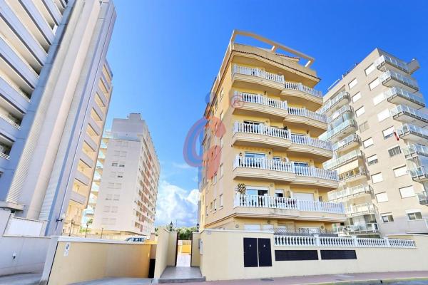 Продажа квартиры на Piso en Calle Ingeniero Juan Garcia, 78, Puerto Deportivo, Guardamar del Segura, Гуардамар-дель-Сегура
photo 1